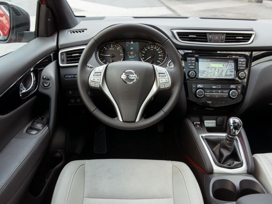  Nissan Qashqai Premier 2014 года  (фото 4 из 12)
